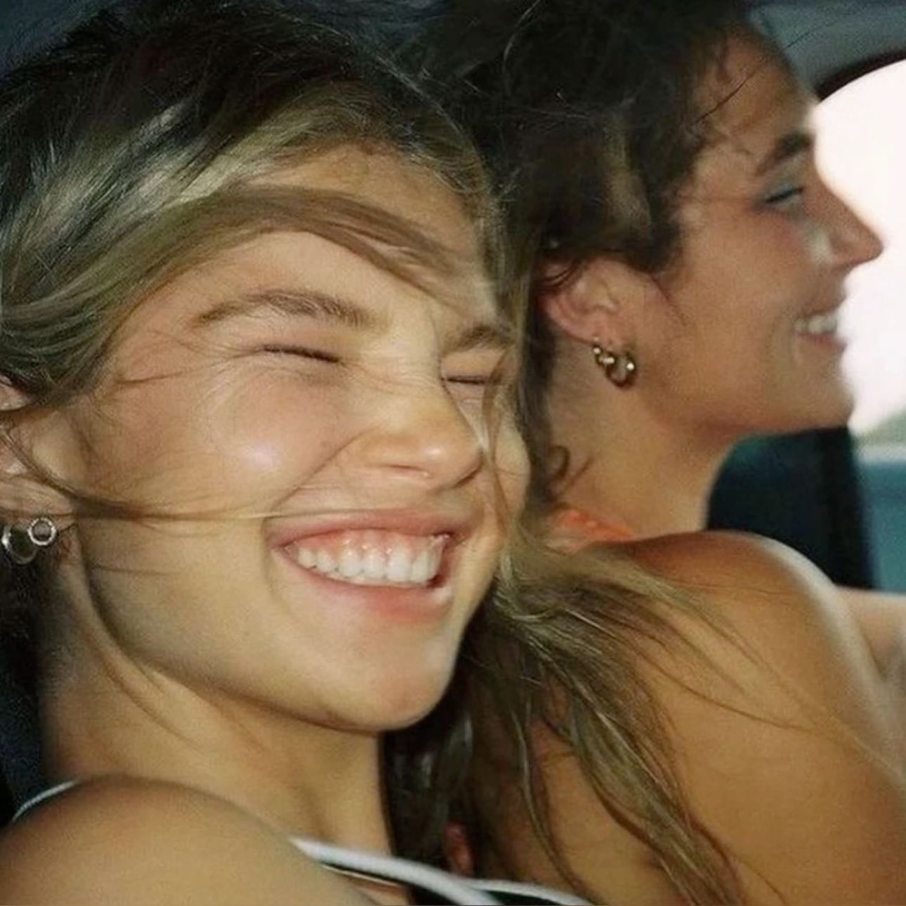 cuando hago reír a alguien que necesitaba reír