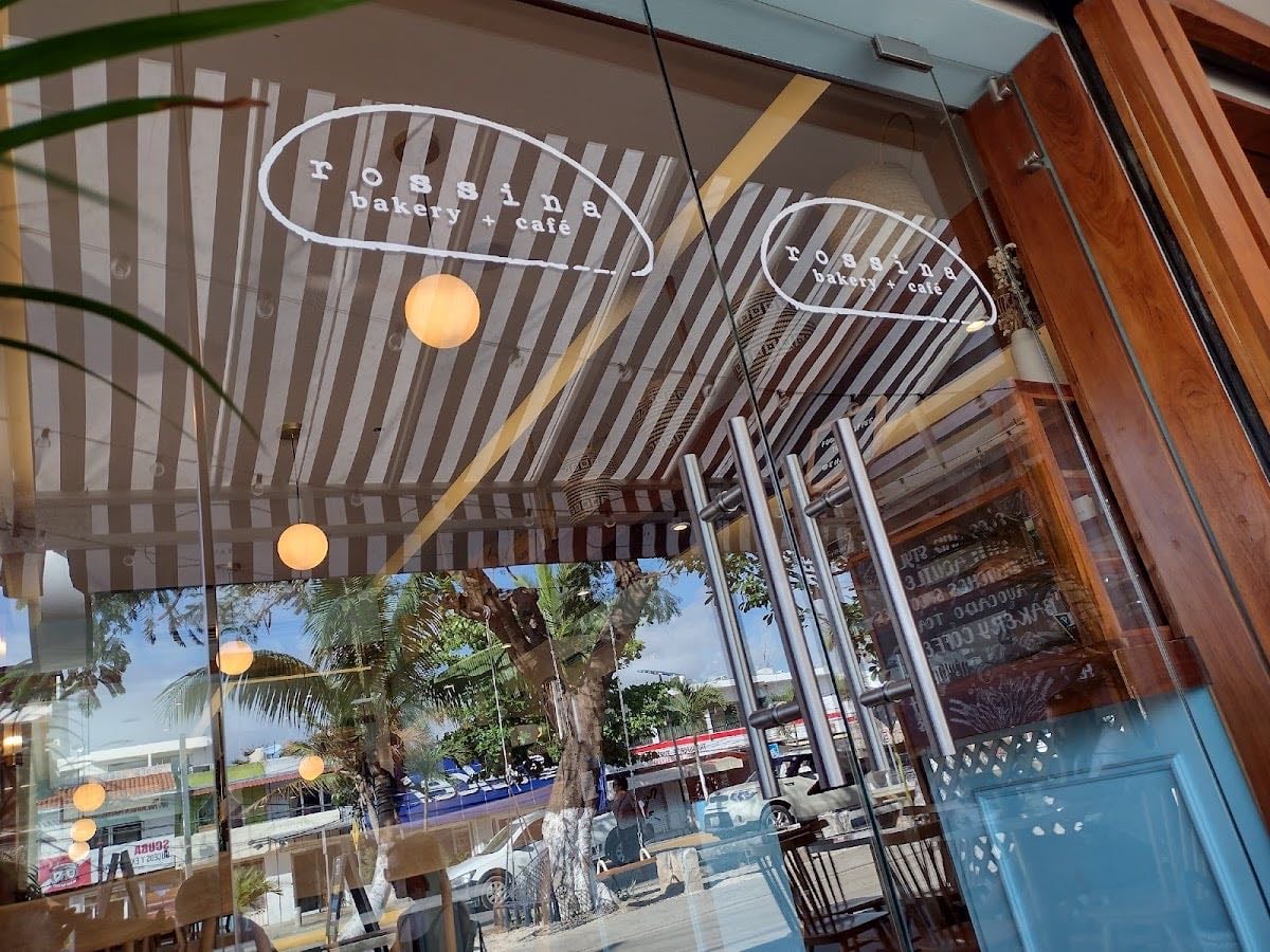 Rossina Cafe Tulum Pueblo