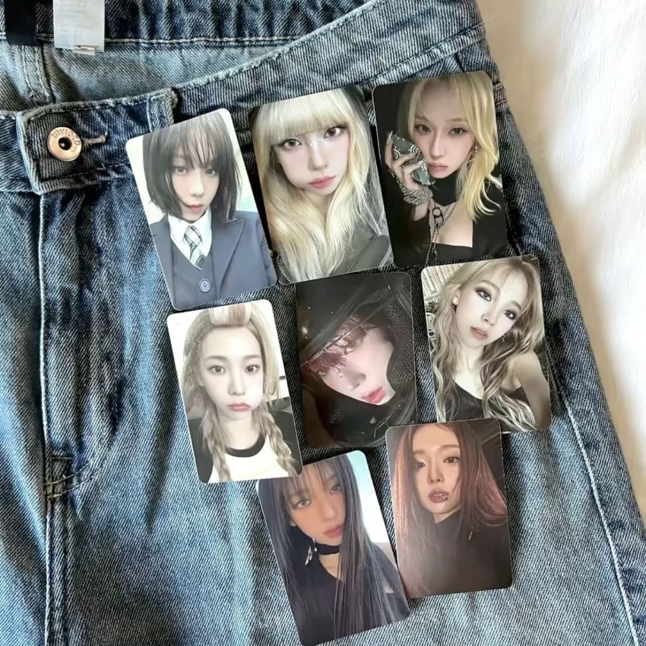 Λ β Photocards