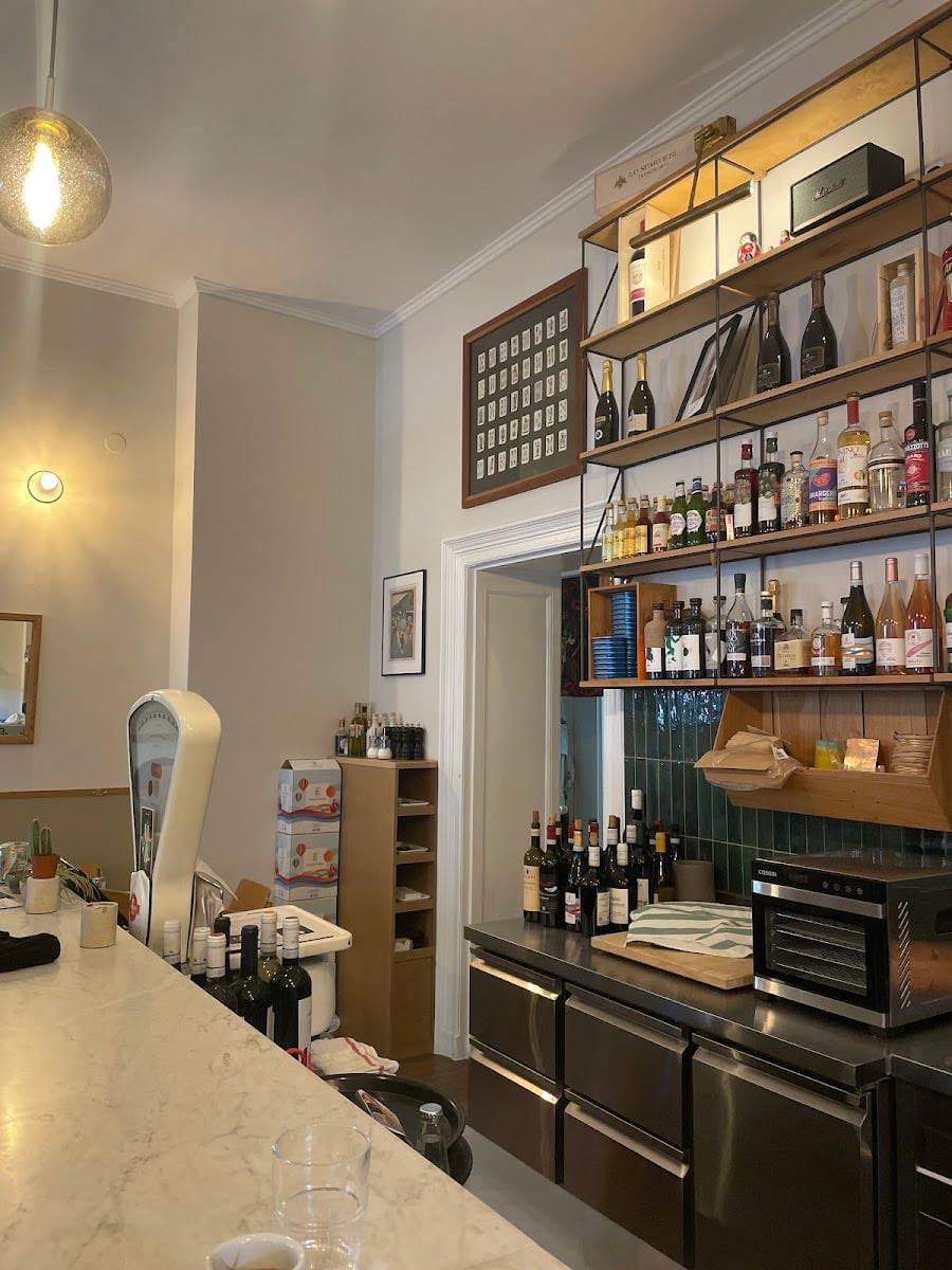 BARBARO // APERITIVO BAR