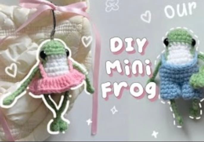 Frog keychain