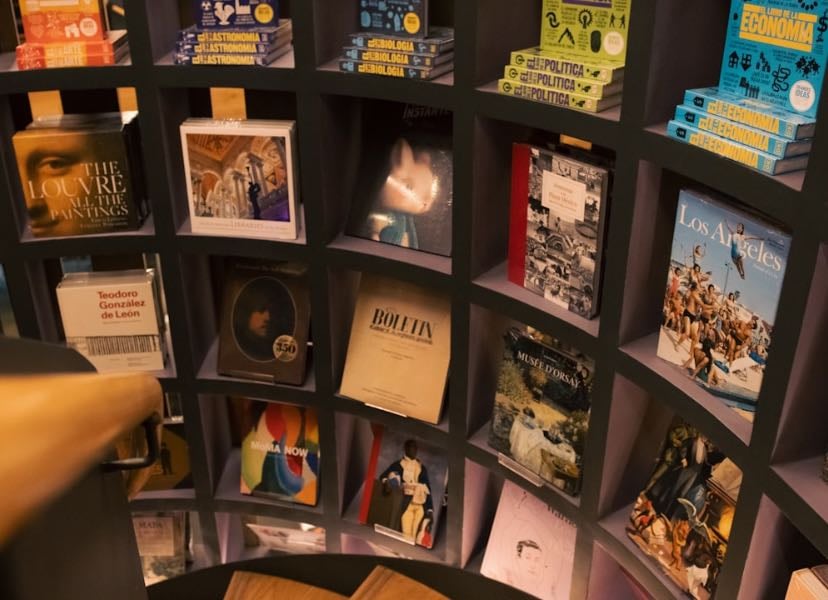 Libros de romance (lectura rápida/drama)