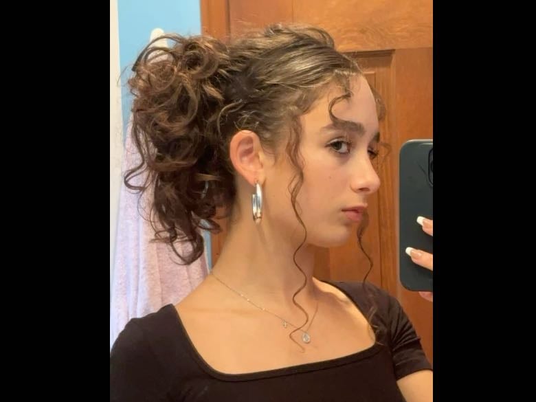Messy bun