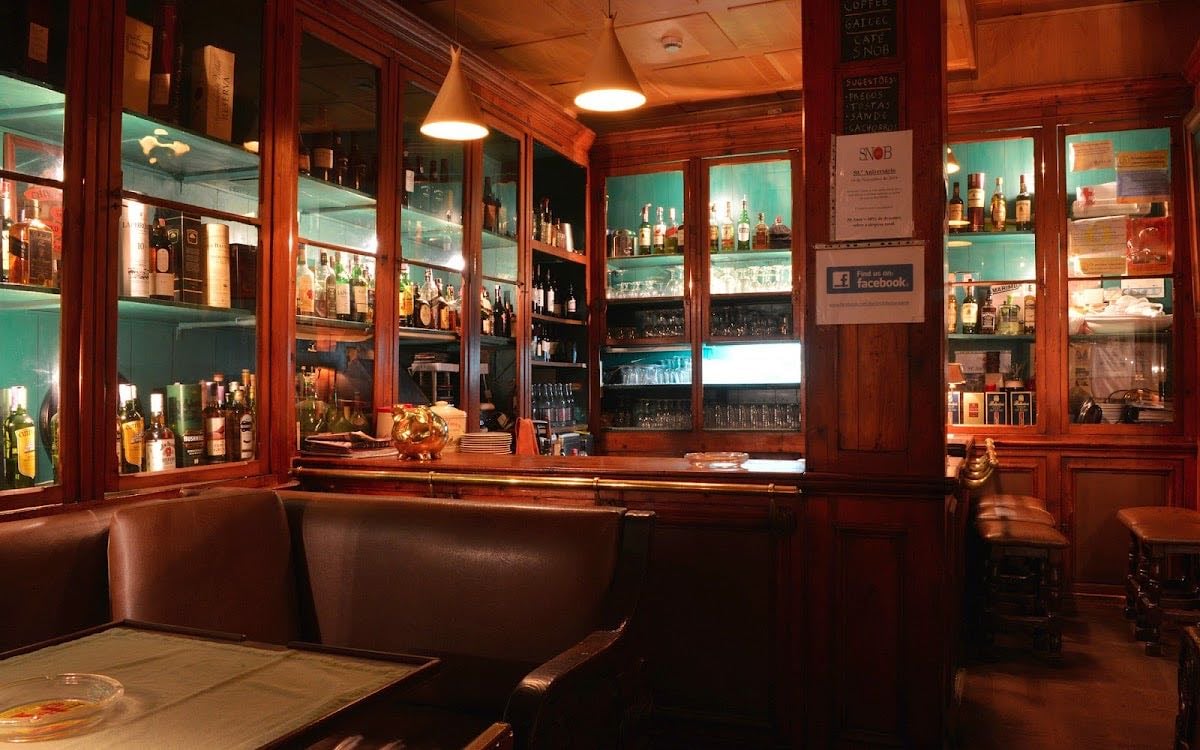 Snob Bar