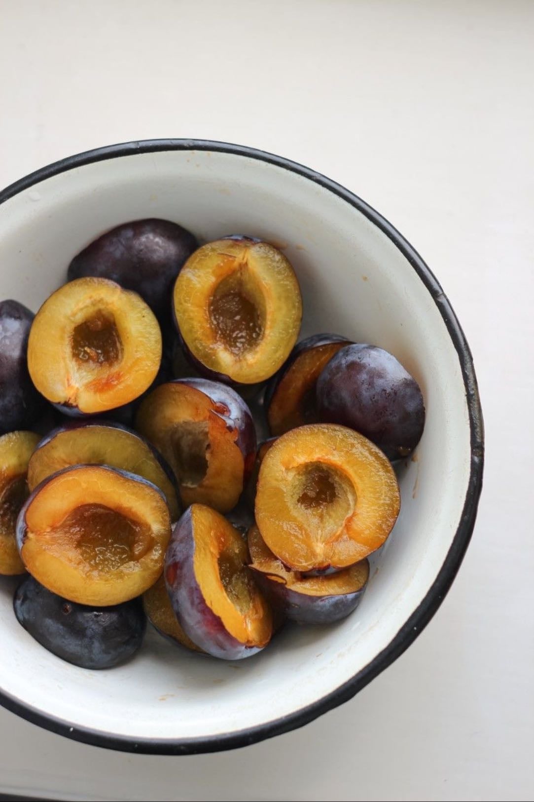 plum - also my favorite fruit