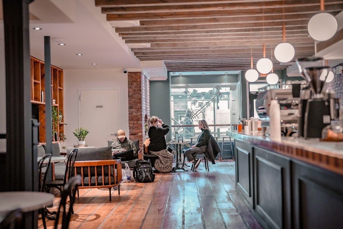 Moshava Coffee - Cute coffee shop, quiet reading and art afternoons throughout the week