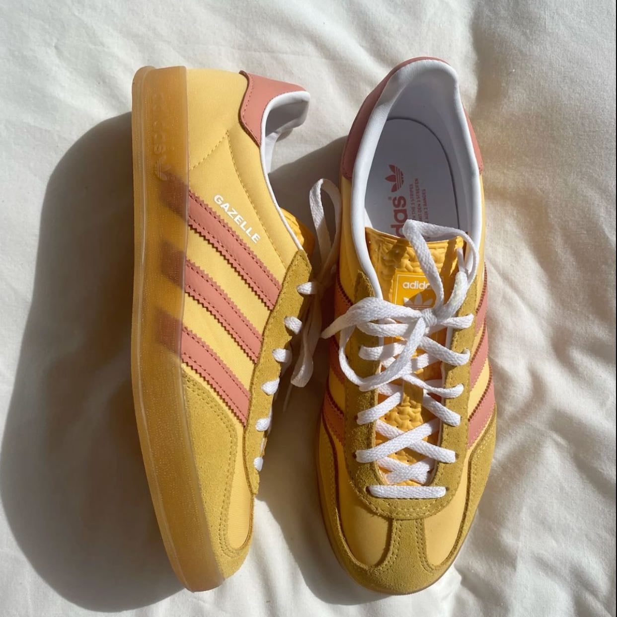 yellow pink