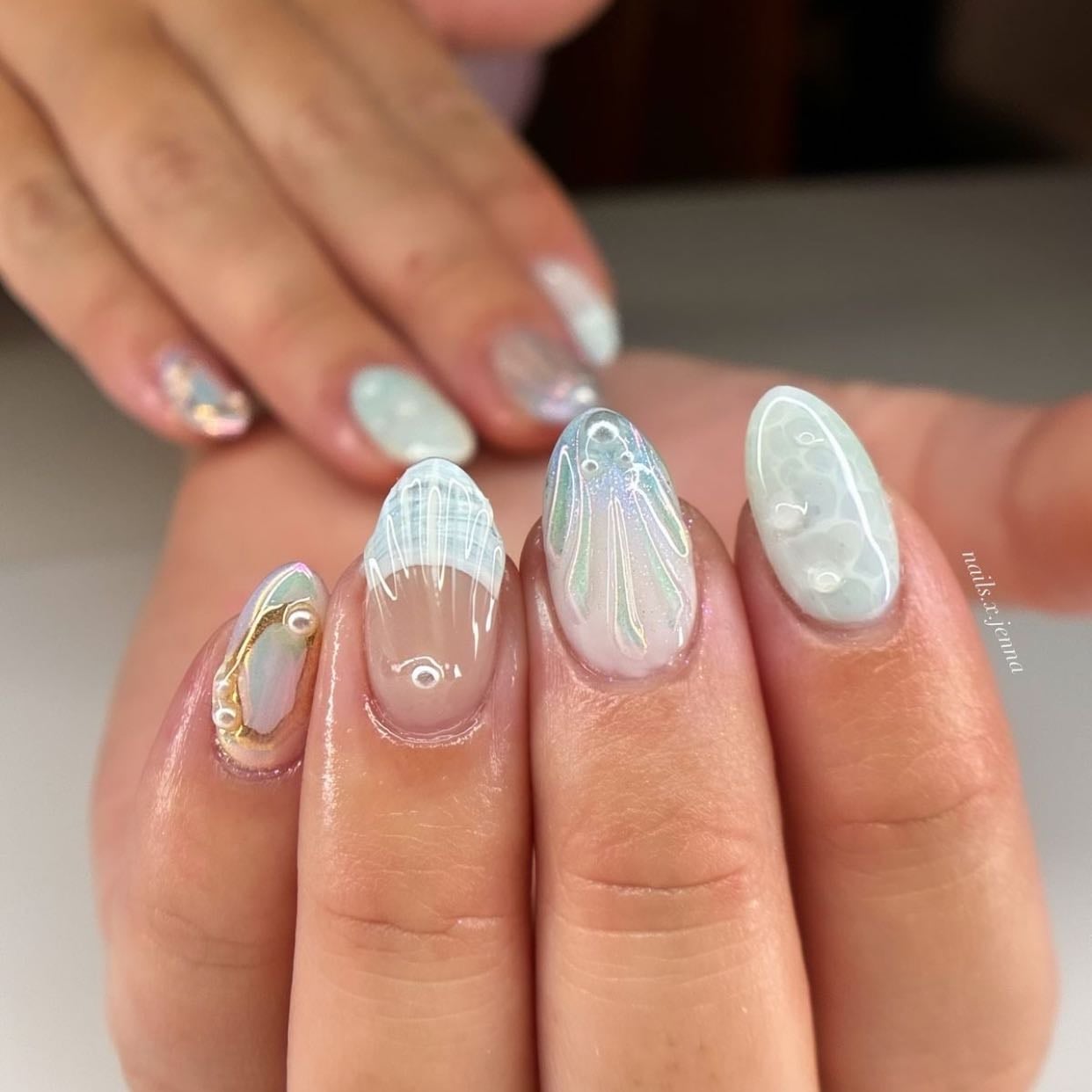 mermaid pearly