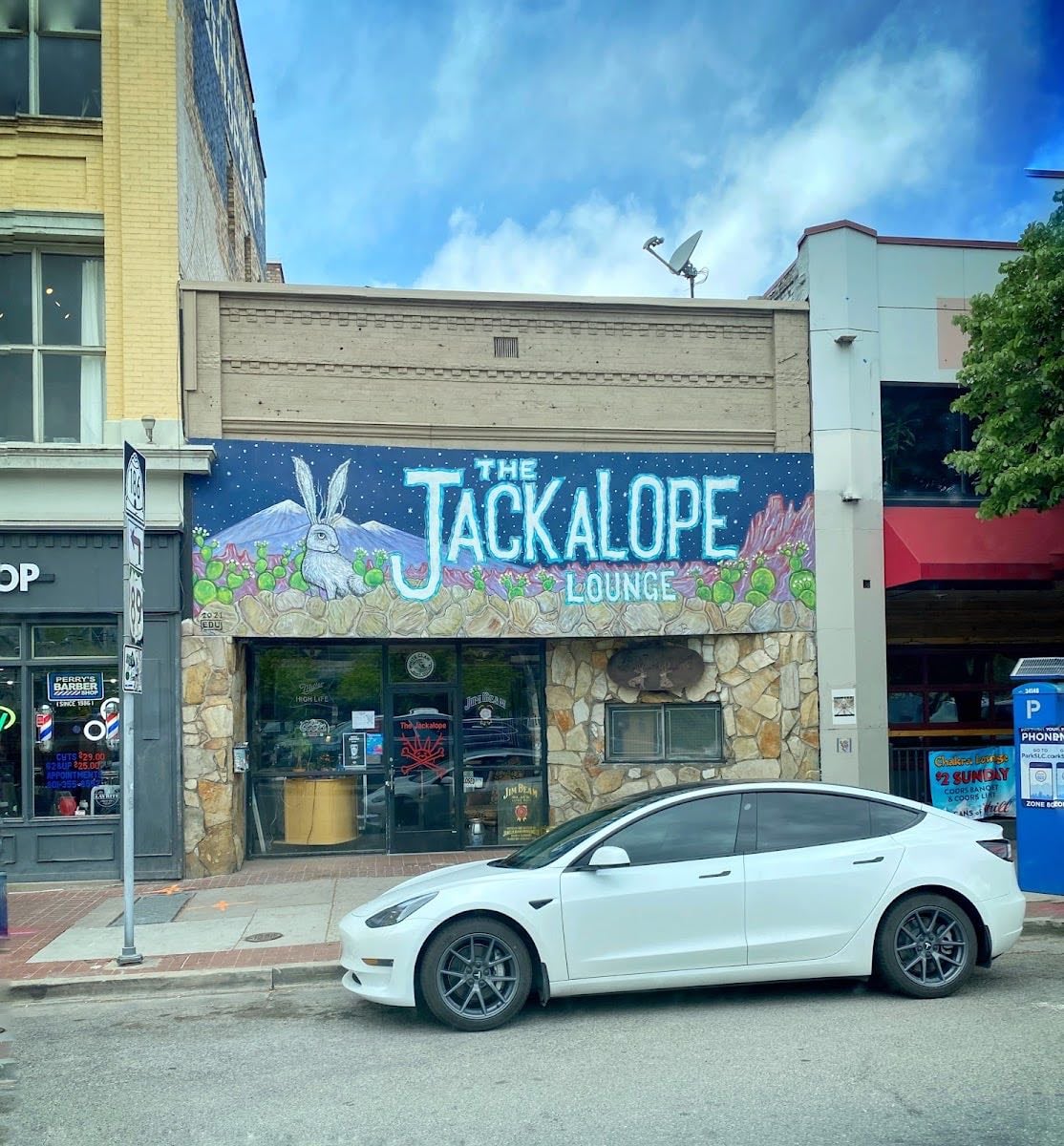 Jackalope Lounge - Downtown