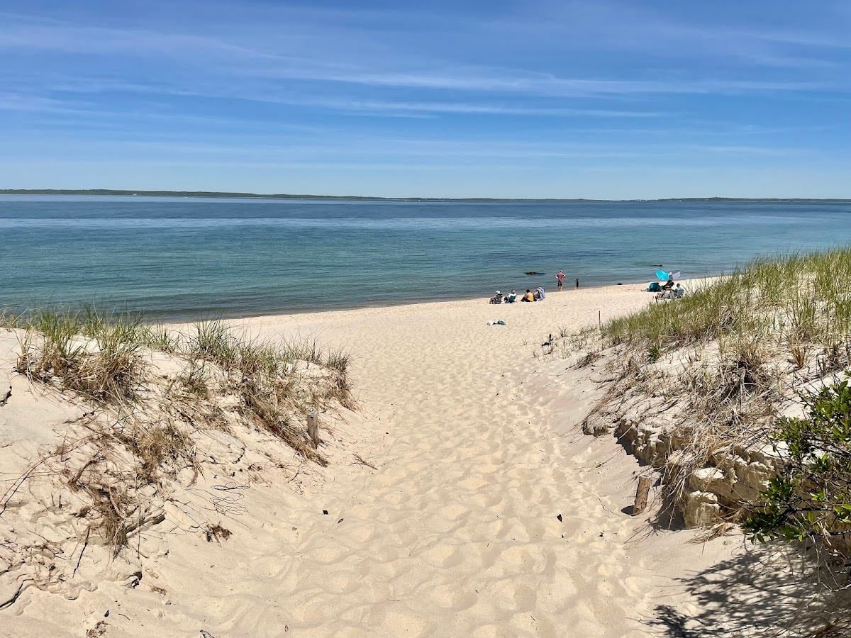 Lamberts Cove Beach