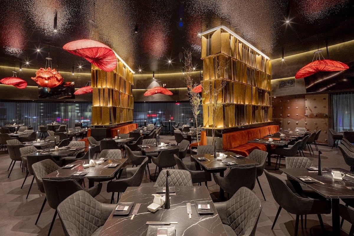 Domu Sushi Bar - el mejor sushi de verachas‼️