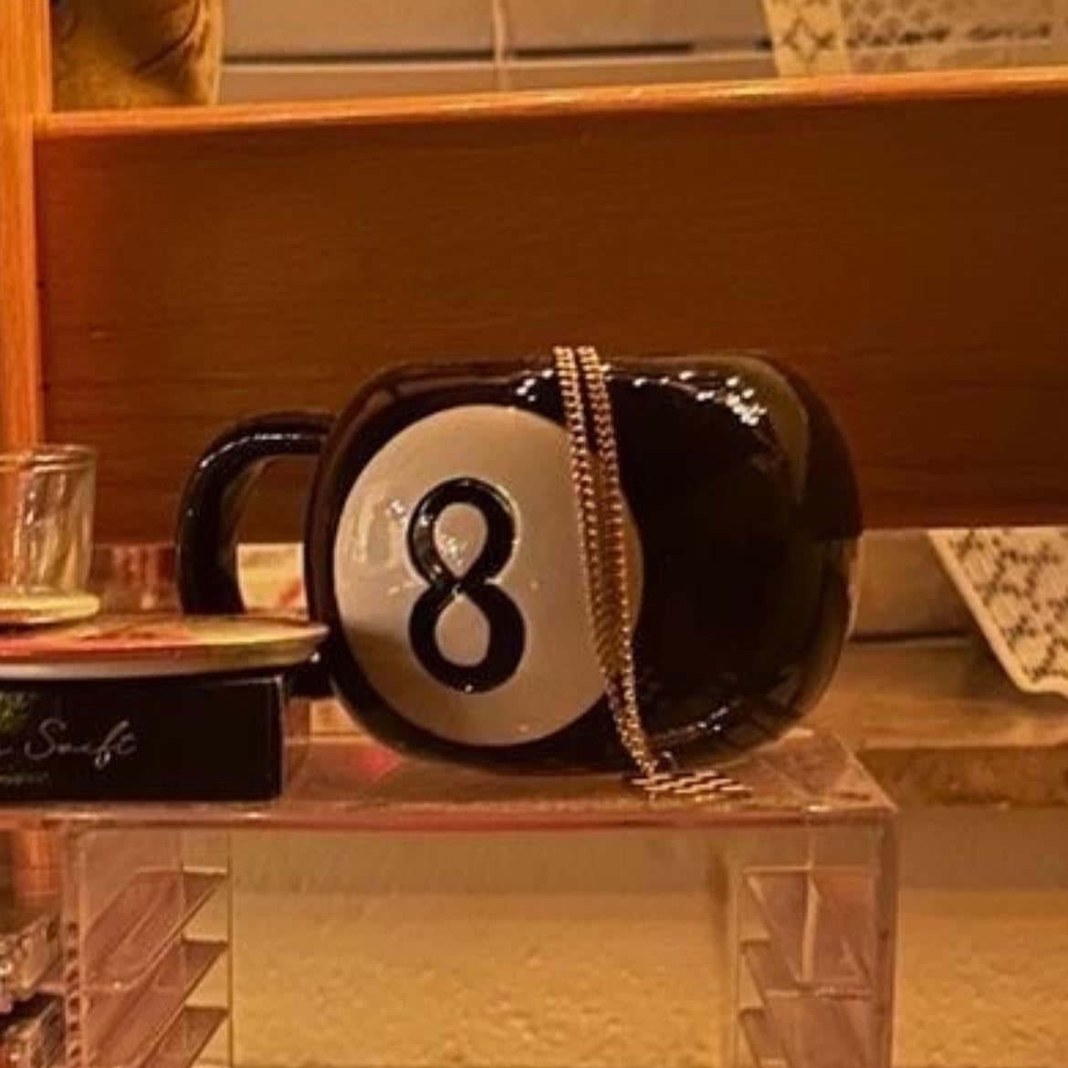 taza bola 8