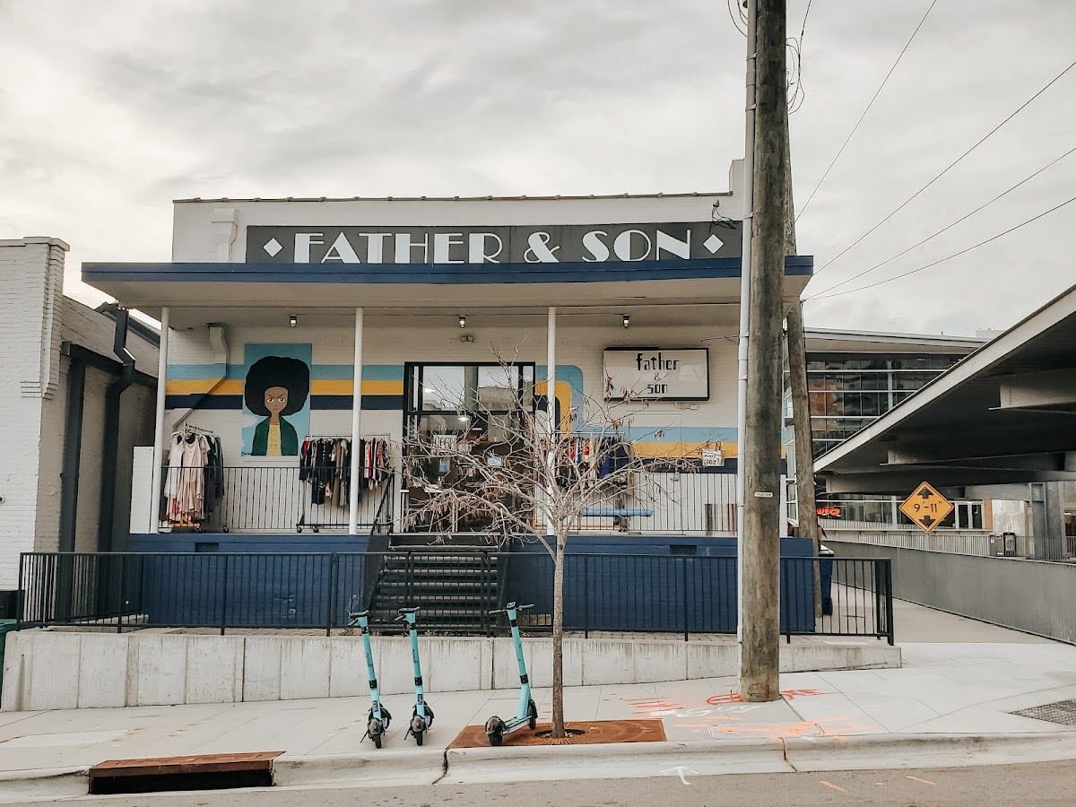 Father & Son Antiques - Thrifting