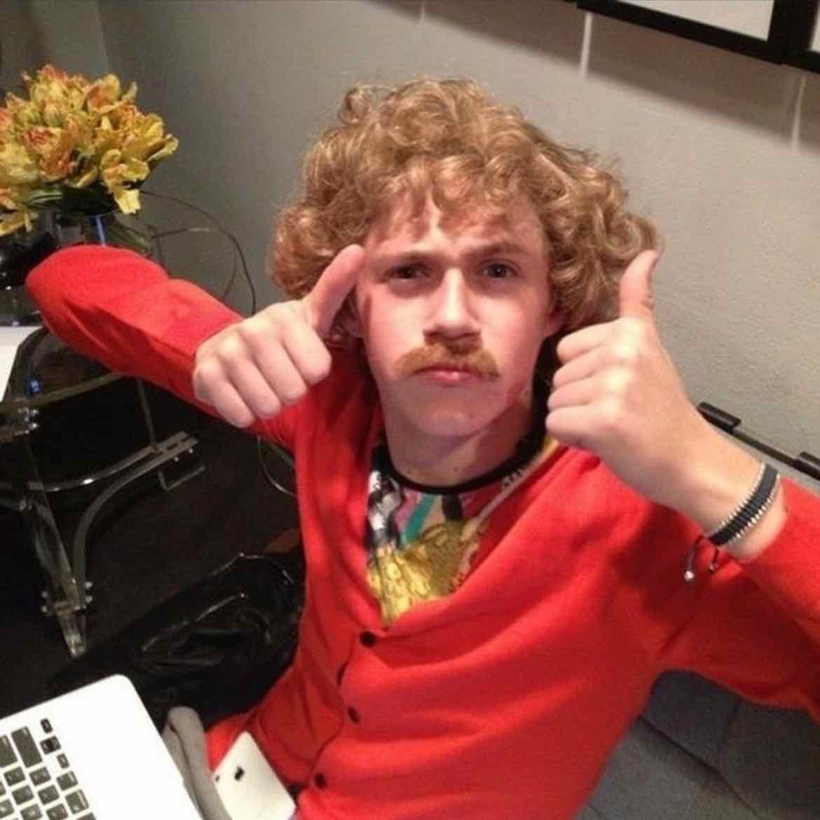 5th x - N : β ireland is the best country in the world β H : β no itβs not β