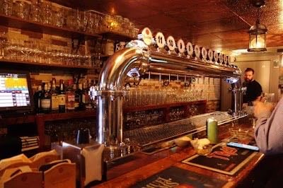 Beerhouse - Grifos de cervezas.