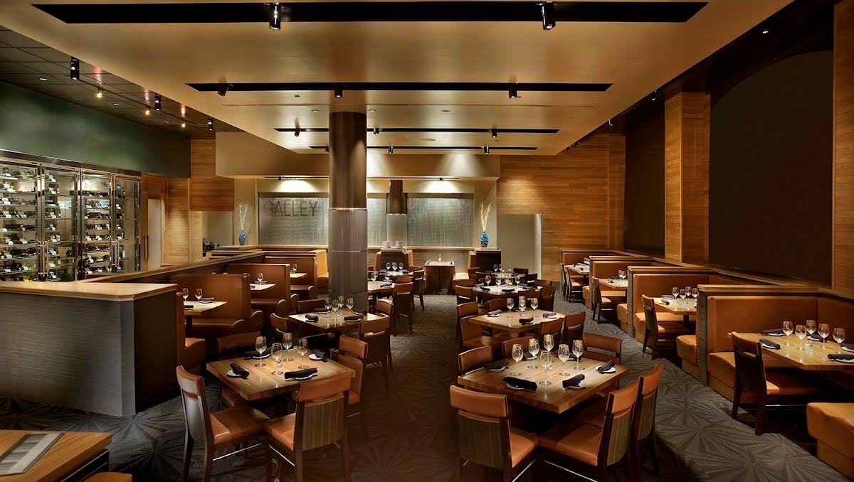 Devon Seafood & Steak