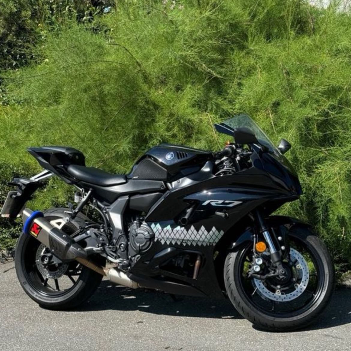 Yamaha r7