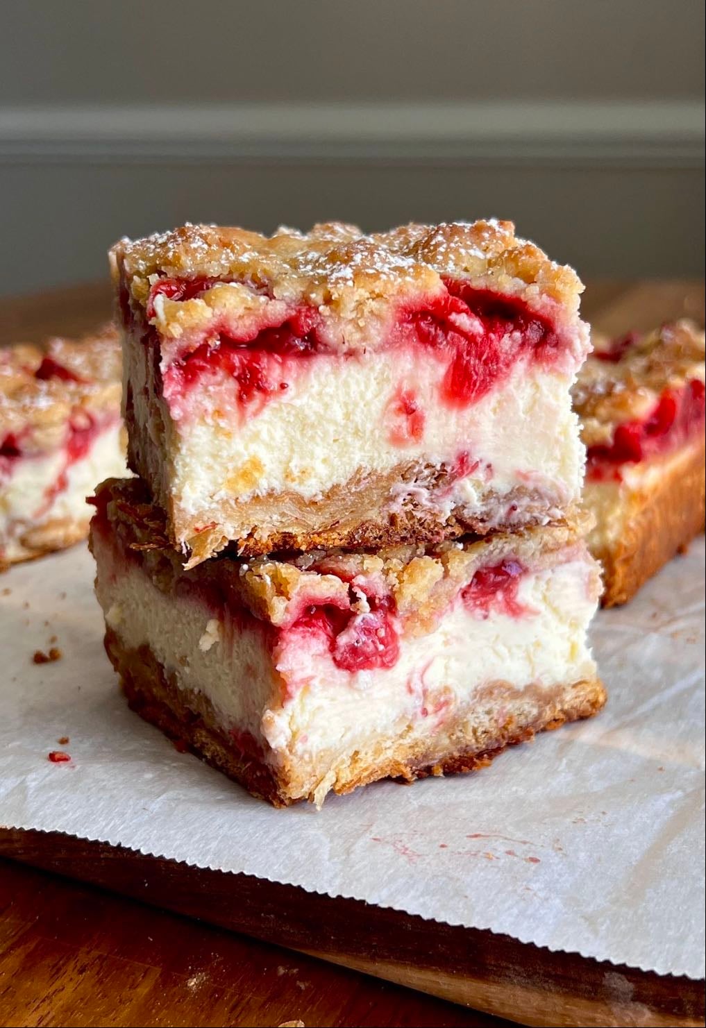 Strawberry cheesecake bars