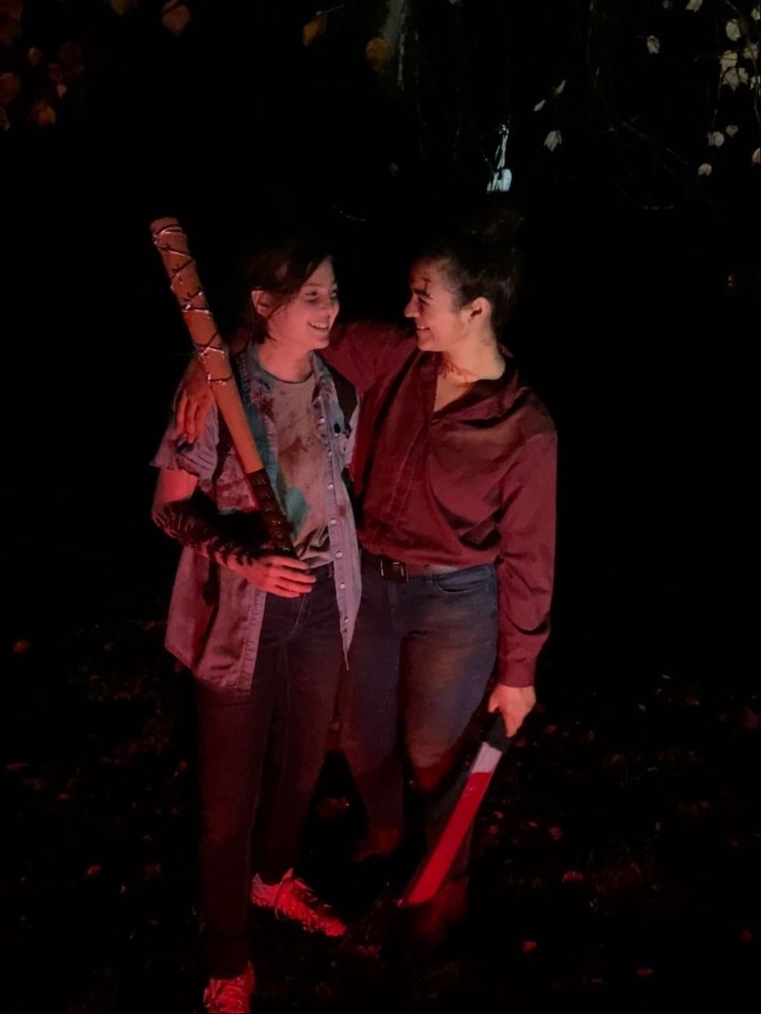 Ellie y Dina