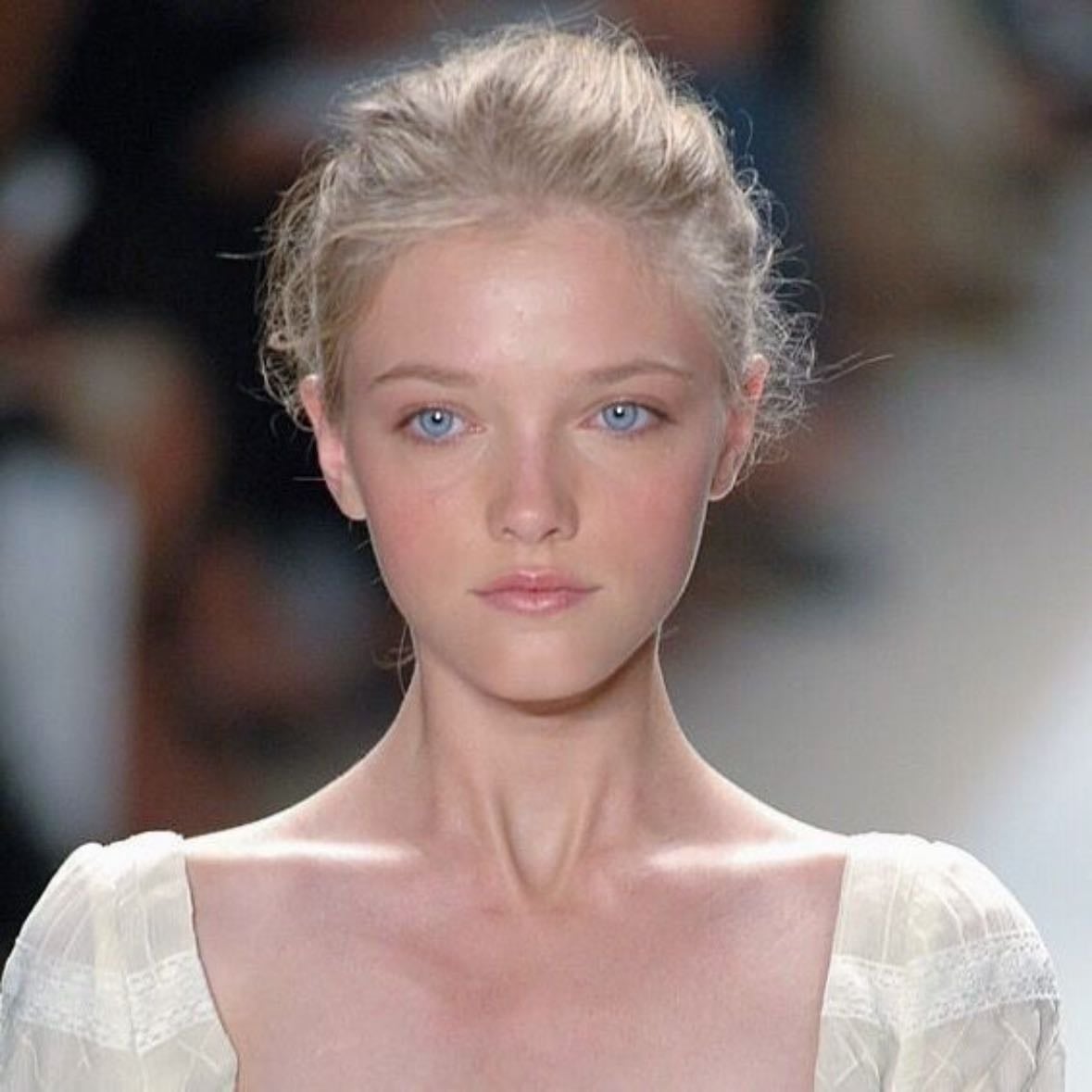 Vlada Roslyakova