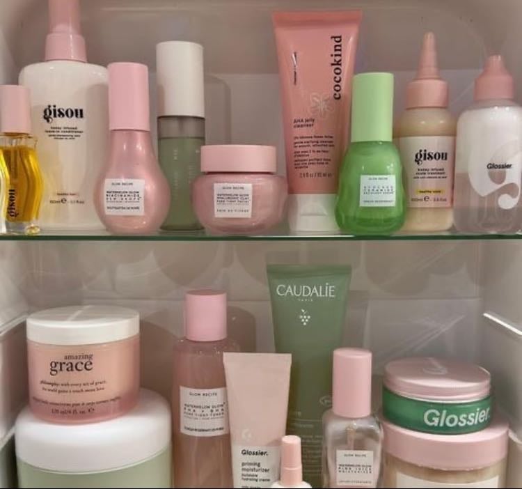 Breaking out!? - Products hypelist by ✨🫧🥭
