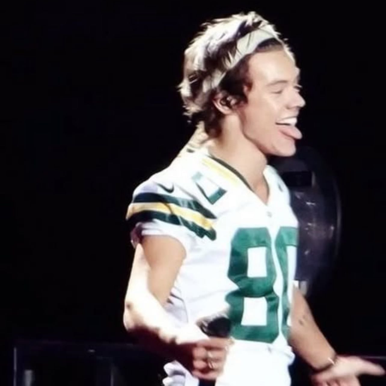 Harryyyy - Do I have to explain myself?