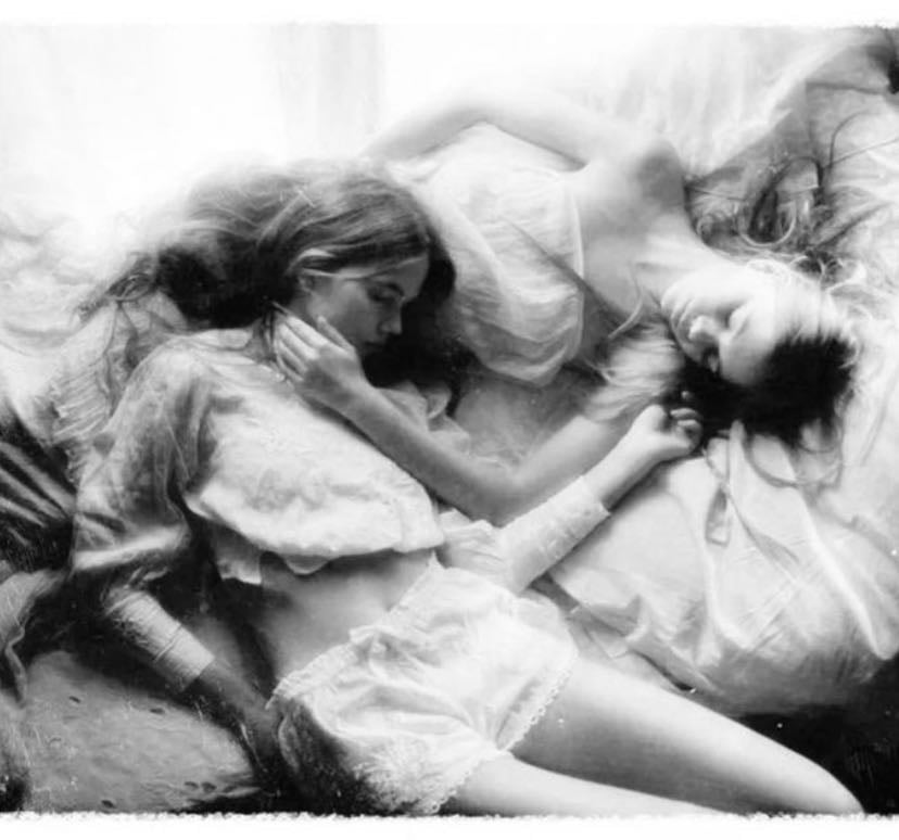 sapphic movies ✶⋆.˚