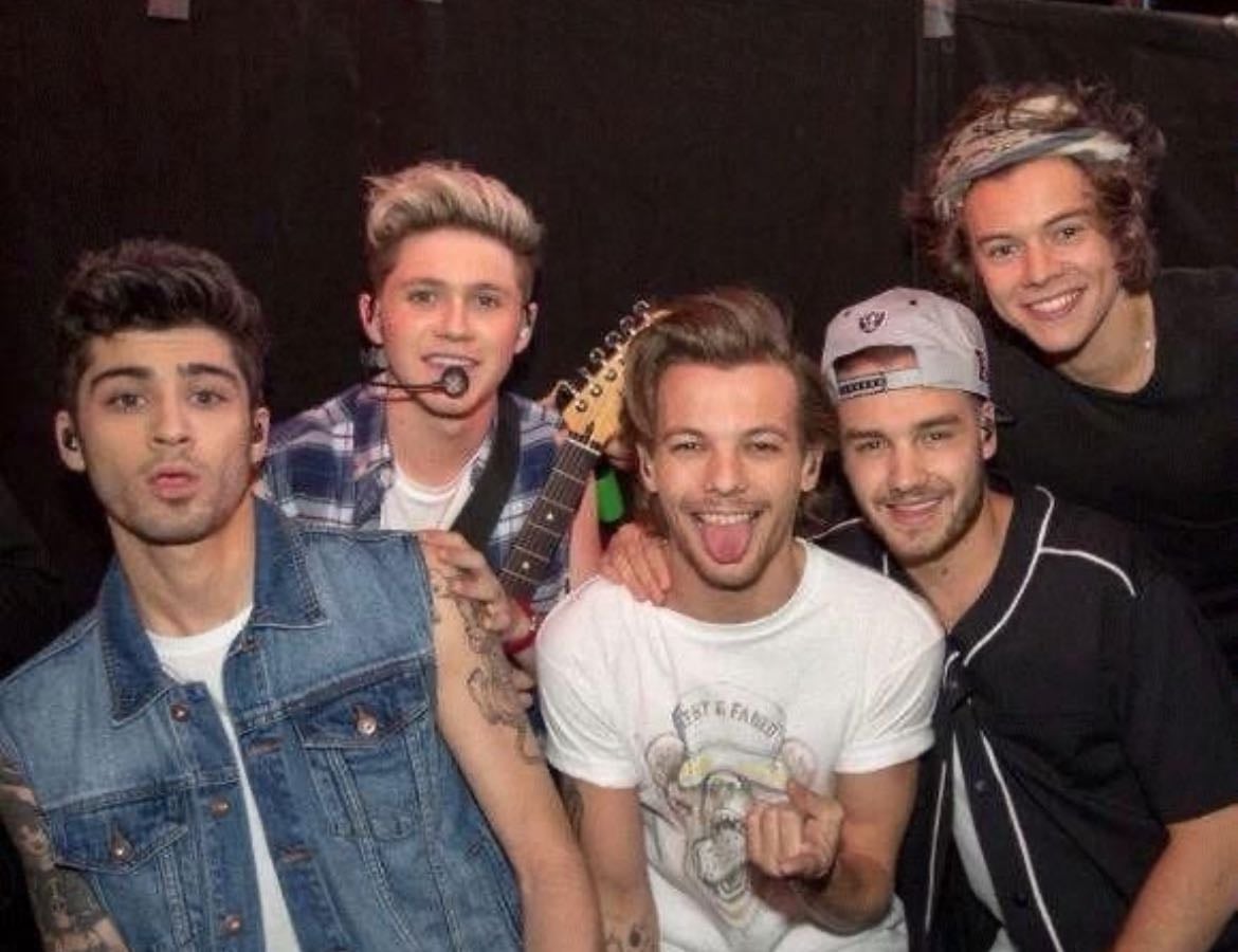 1D fav songs - Music hypelist by Harriiee 馃巰