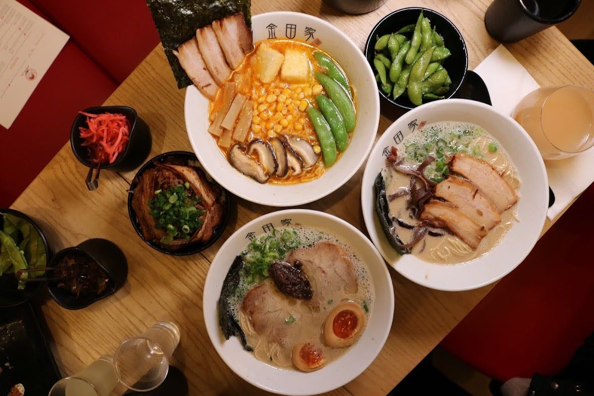 Kanada-Ya