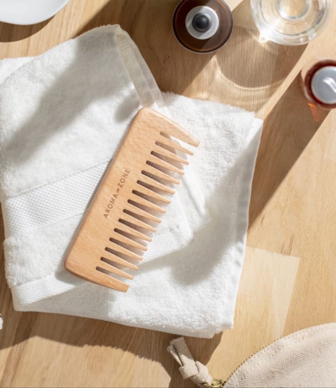 Hair comb - Aroma zone wooden comb