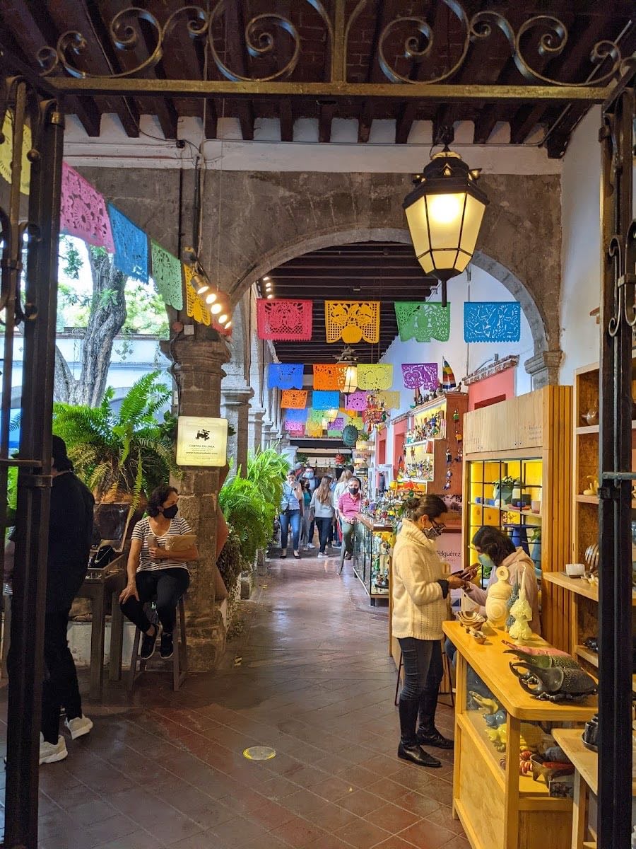 El Bazar SĂĄbado