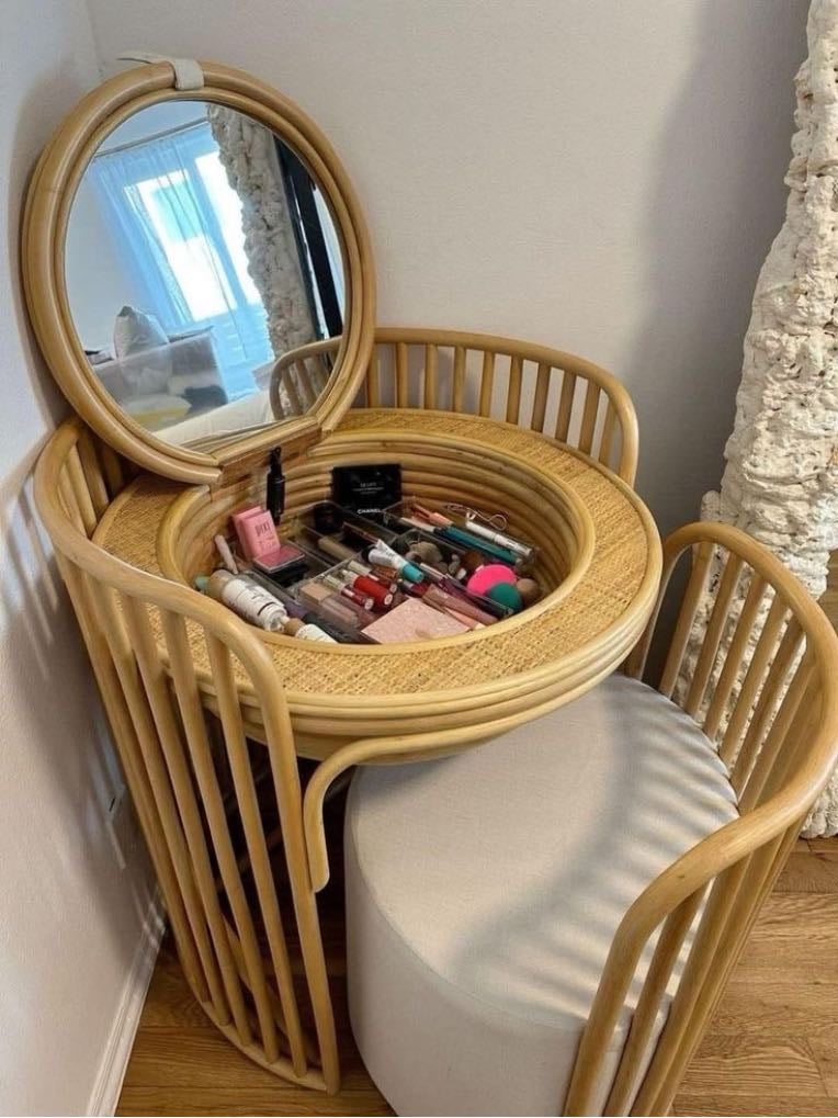 Un vanity para ahorrar espacio - Pero más kwai, ese parece un rollo de papel de baño