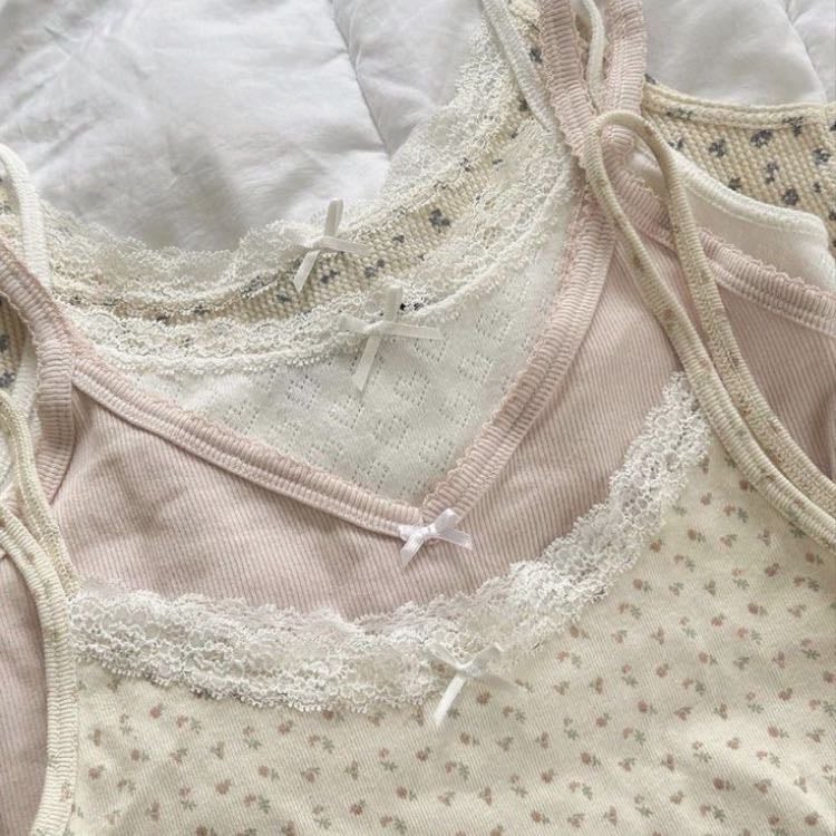 Ropa rosita