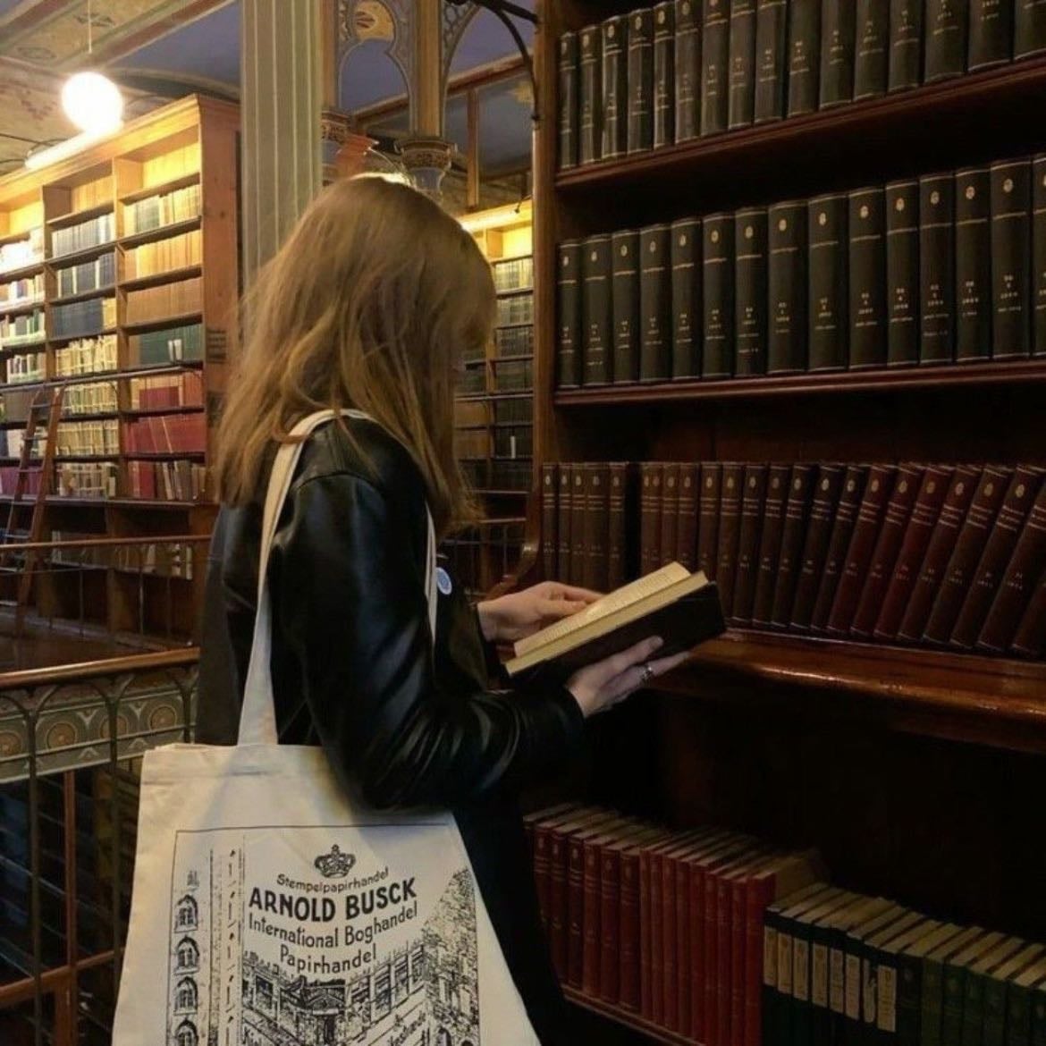 ♡ - reading