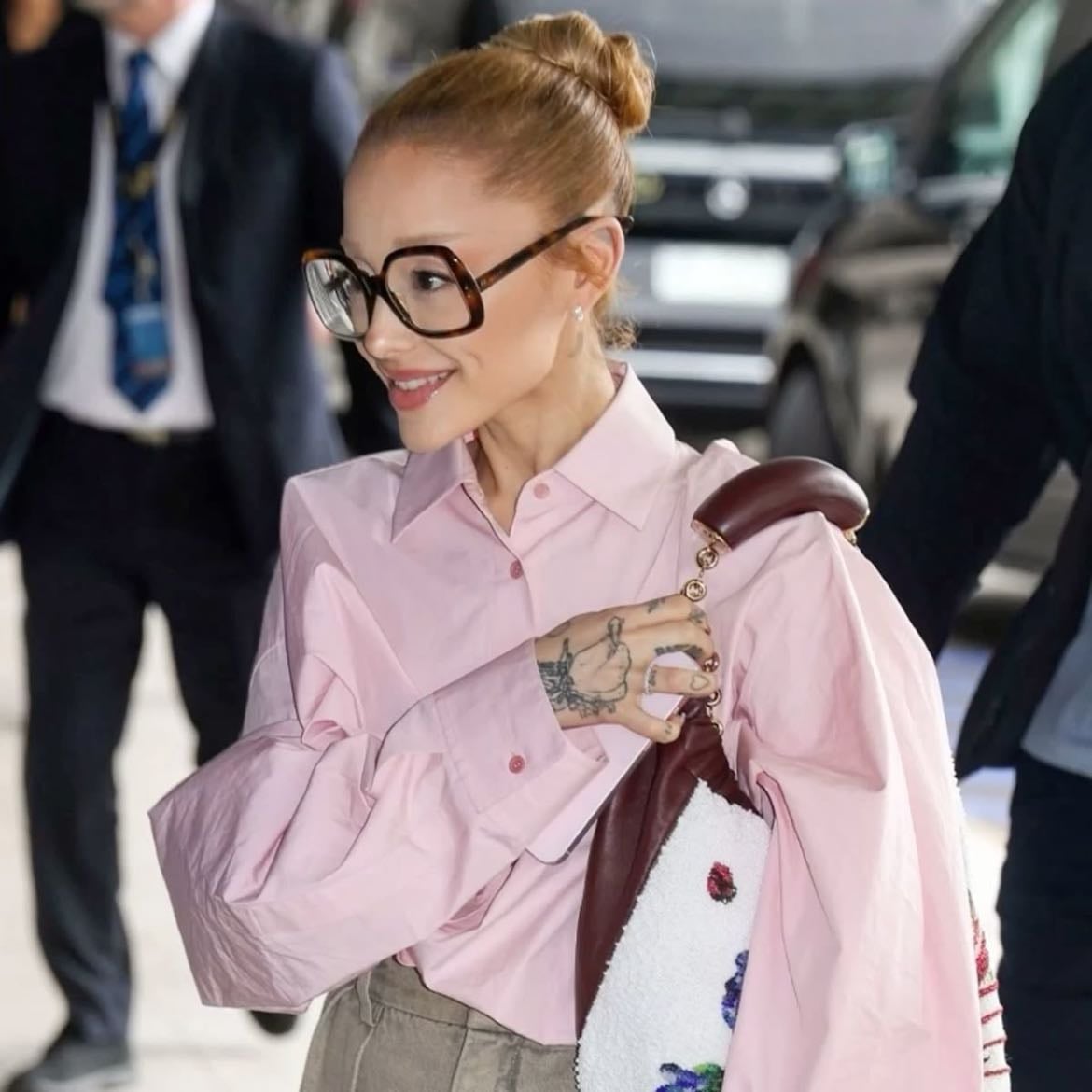 𝜗𝜚 - ariana grande-butera