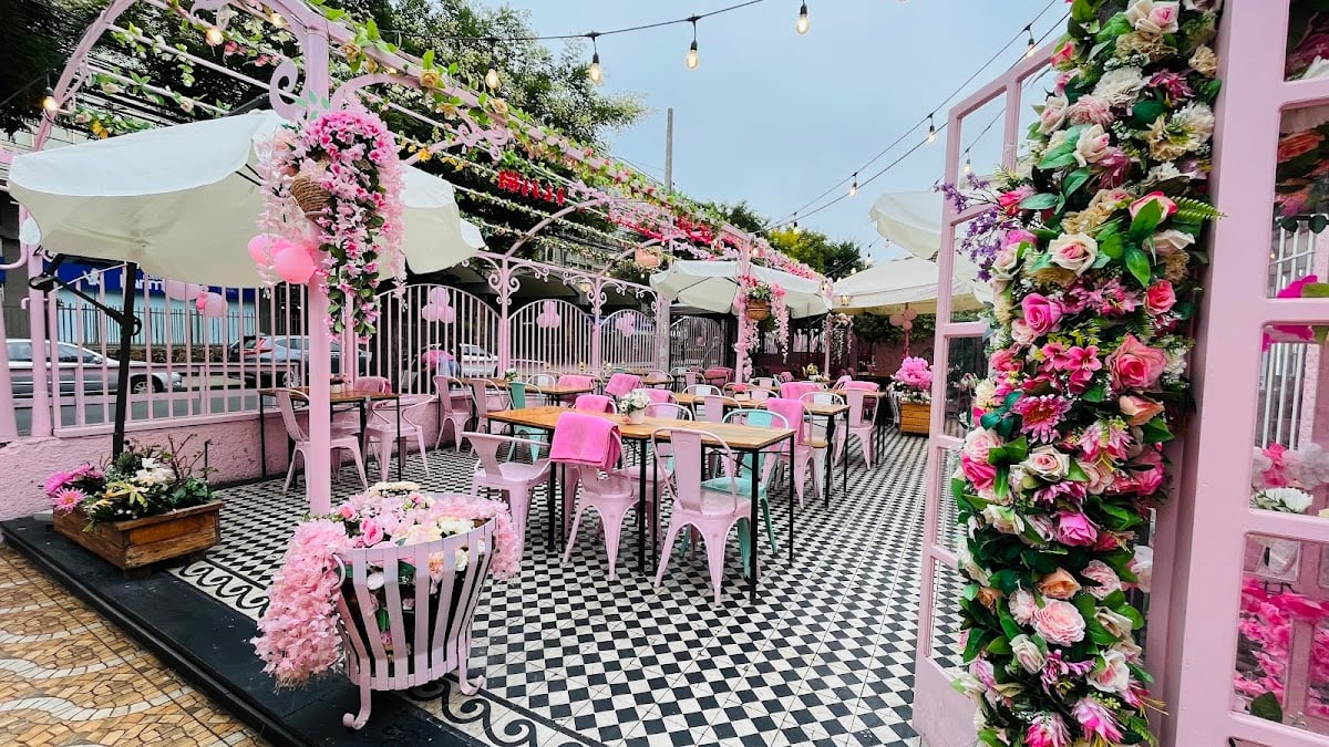 El Cafe Rosa