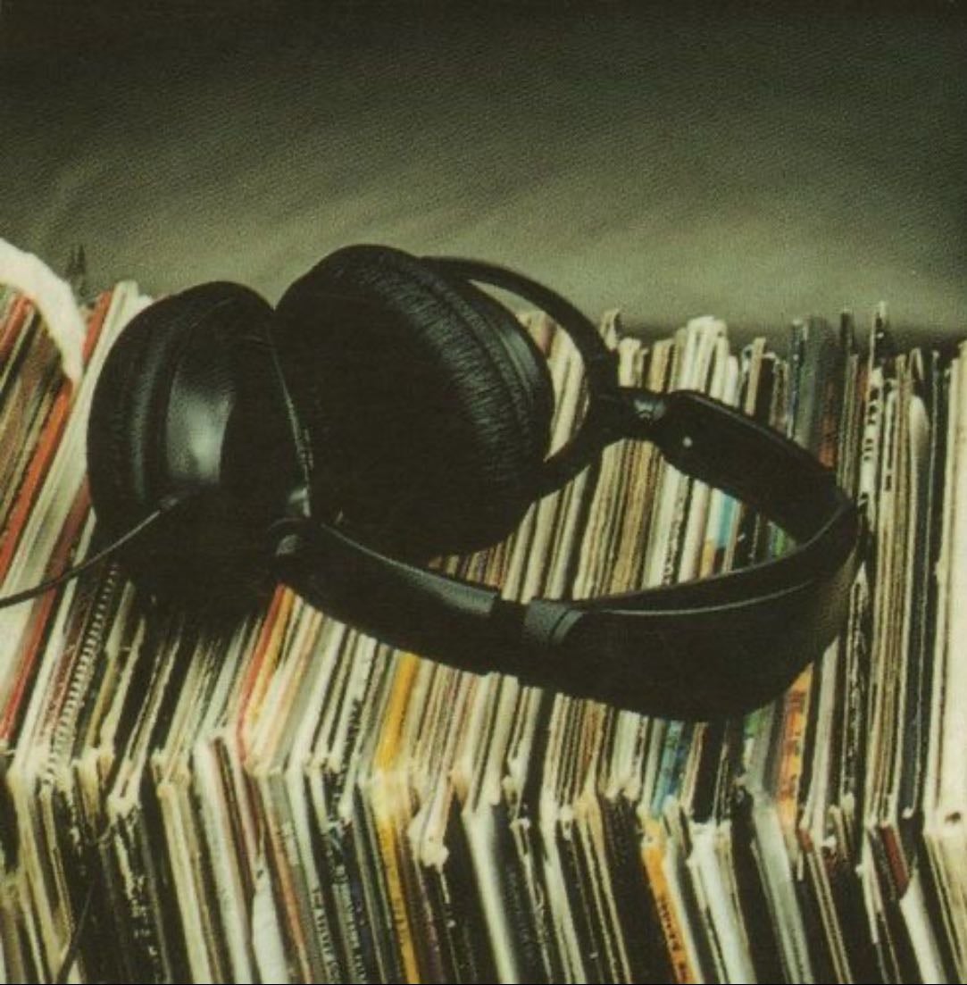🎧