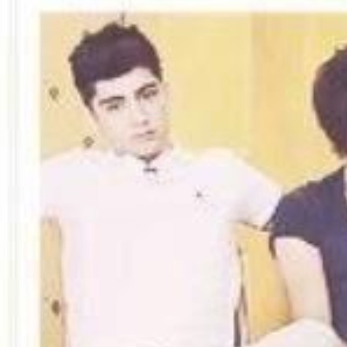 I wouldn’t date any of you cuz nobody chose me