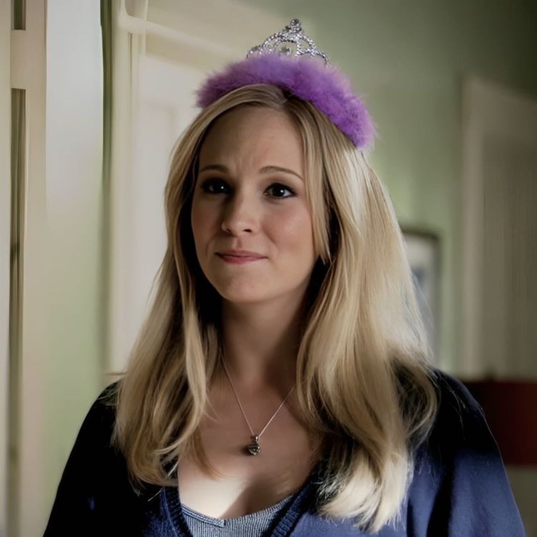 caroline forbes - from the vampire diaries