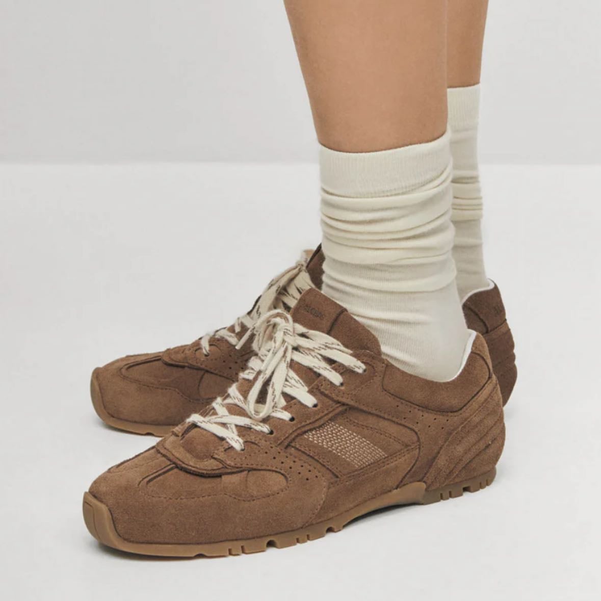 Alohas TB.56 Suede Brown Leather - $187.000