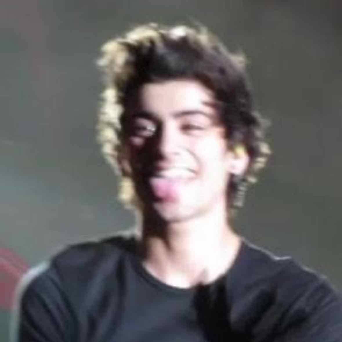if he looked at me like this i would die