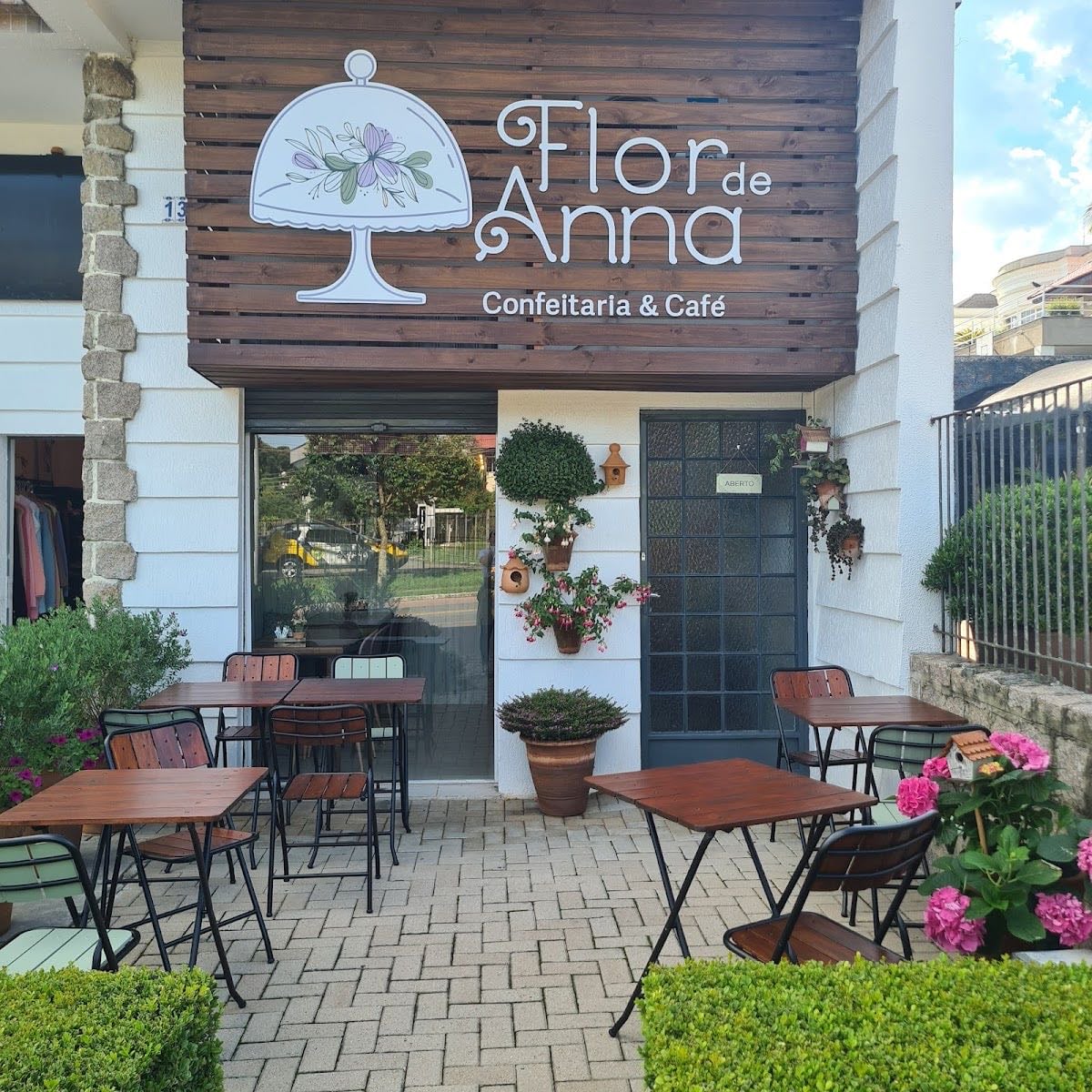 Flor de Anna Confeitaria e Café
