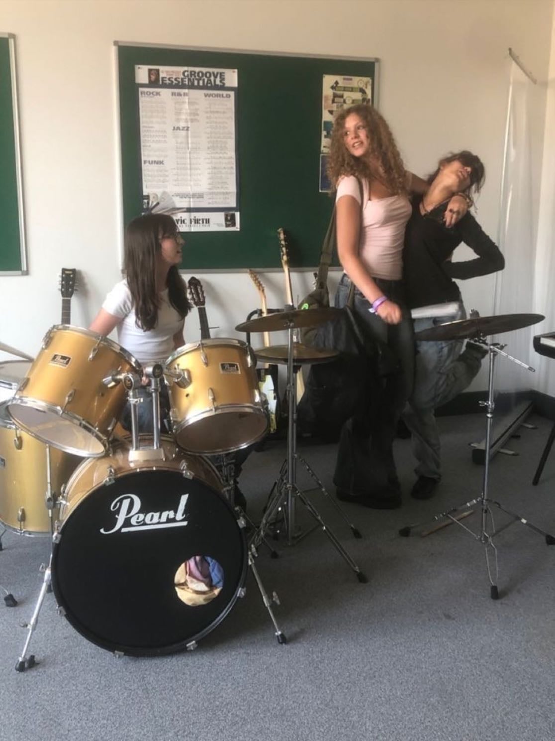 Formar una banda de rock 🎸 - Y tener ensayos en la cochera 🤘