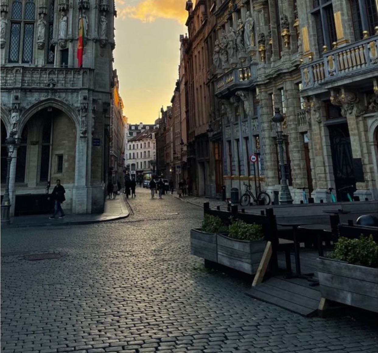 my fav shops and restaurants in Brussels ☆ - Links hypelist by elow