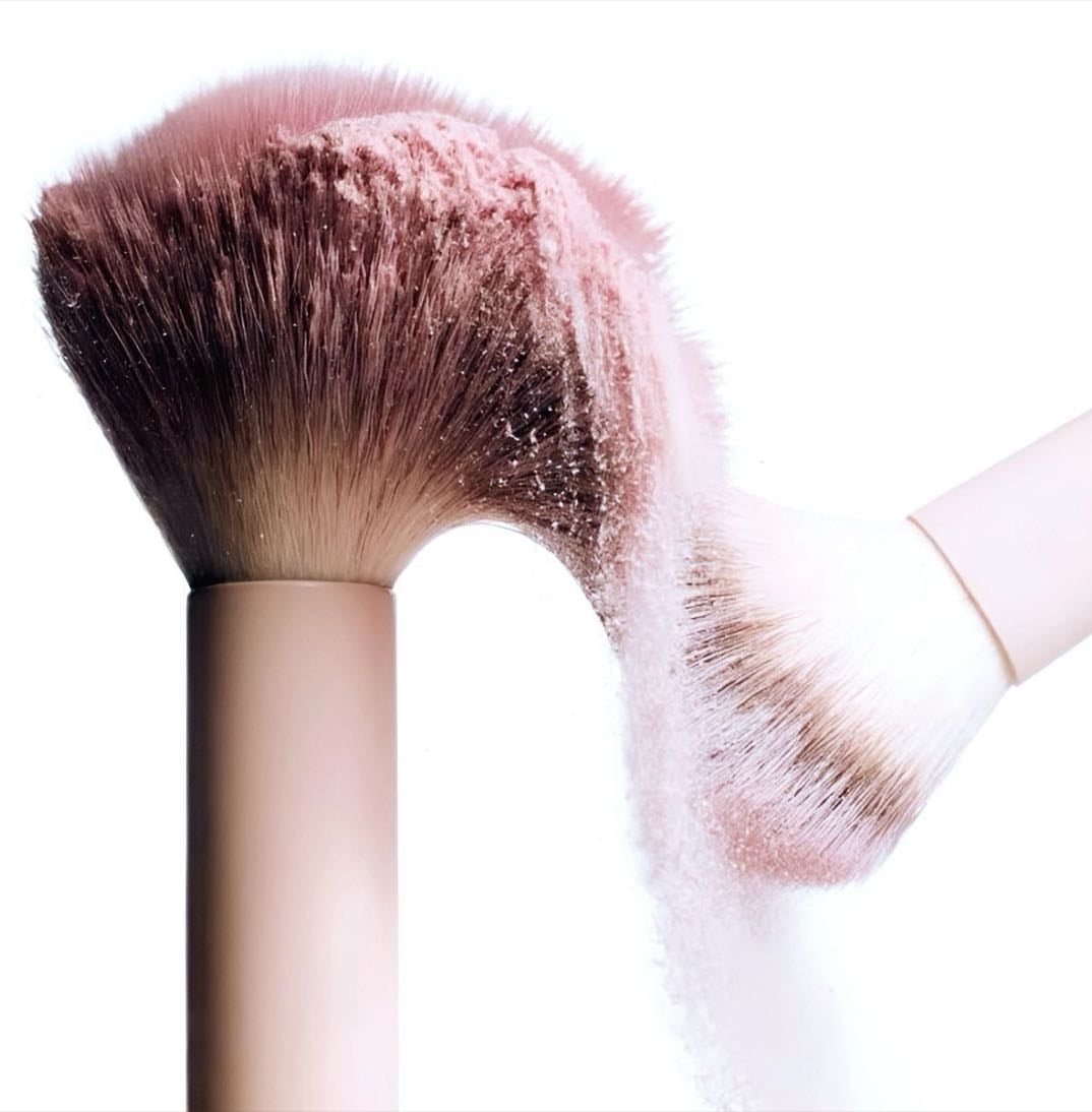 My makeup essentials - Products hypelist by S