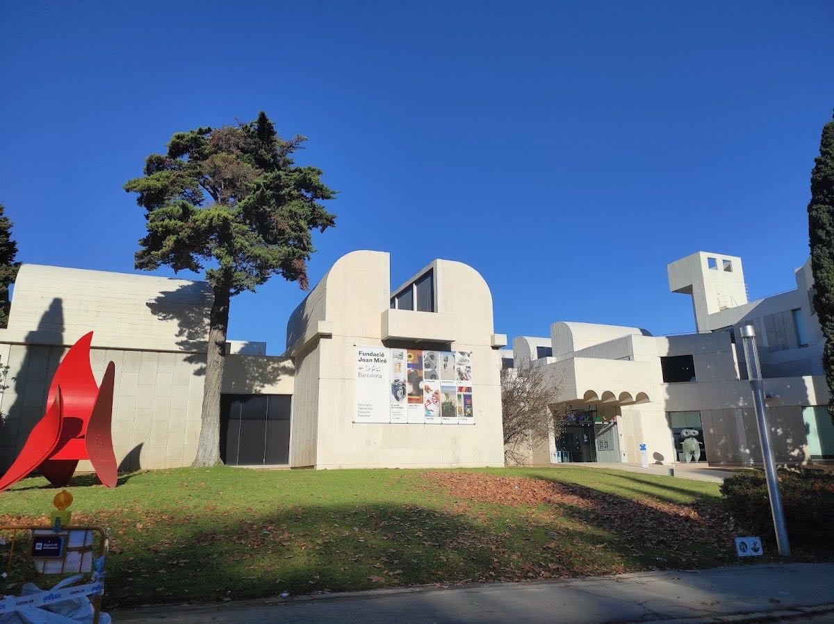 Joan Miró Foundation - Architecture and art — it's a space to absorb ideas, admire and breathe color.