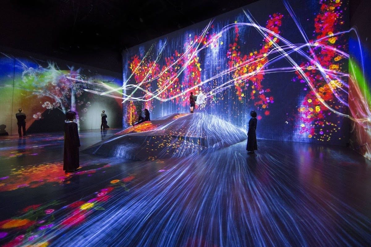 teamLab Borderless: MORI Building DIGITAL ART MUSEUM