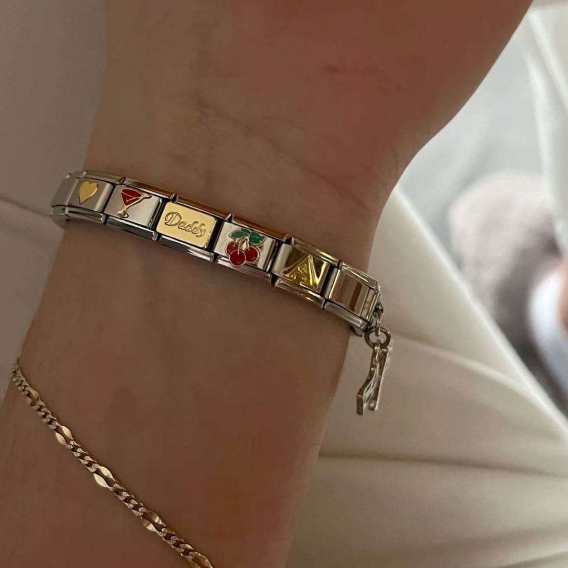 Italian charms bracelet - Superrr cute! Un básico y top que puedes combinar dorado y plateado,soy fan de combinarlos desde siempre!!