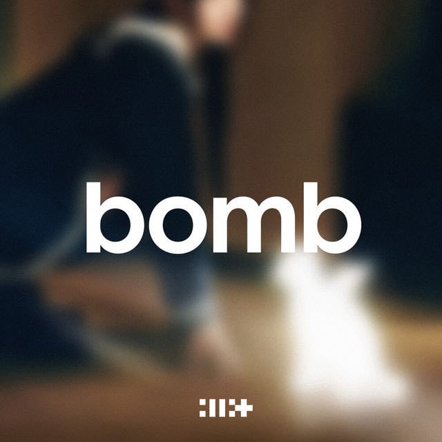 bomb - Album · ILLIT