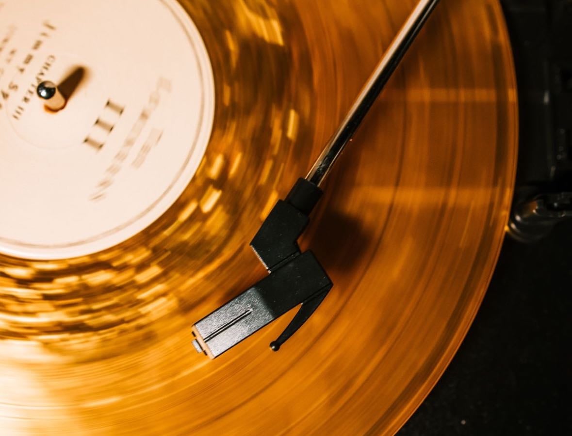 Un mood y un vinilo.